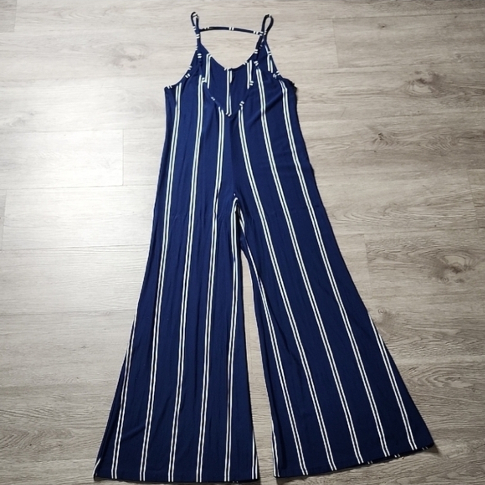 Olivaceous Navy and White Striped Wide-Leg Jumpsuit NWOT - Picture 13 of 14